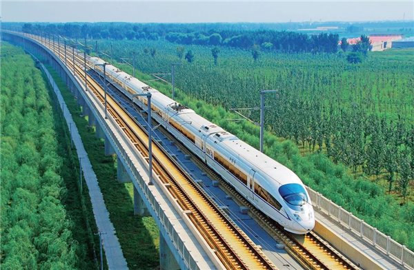 一本书读懂中国高速铁路快速发展的中国高速铁路中英文双语版出版