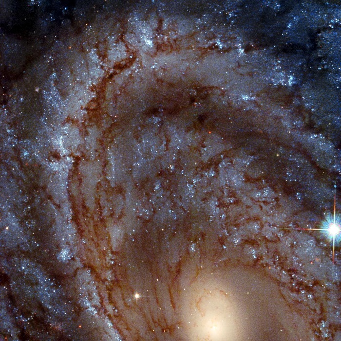nasa分享哈勃望远镜拍摄的ngc4603螺旋星系新靓照