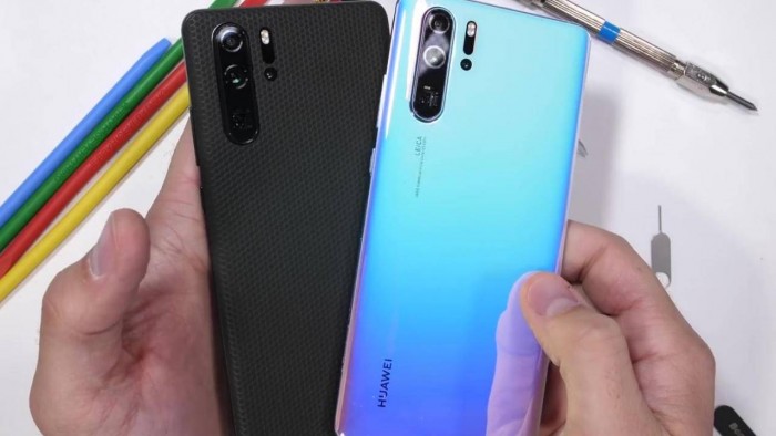 huawei-p30-pro-jerryrigeverything-1280x720.jpg