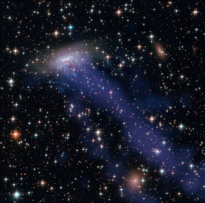 nasa-eso-137-001-visible-xray-768x764.jpg