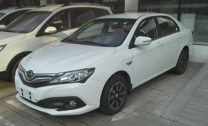 BYD_F3_facelift_II_China_2017-03-22.jpg