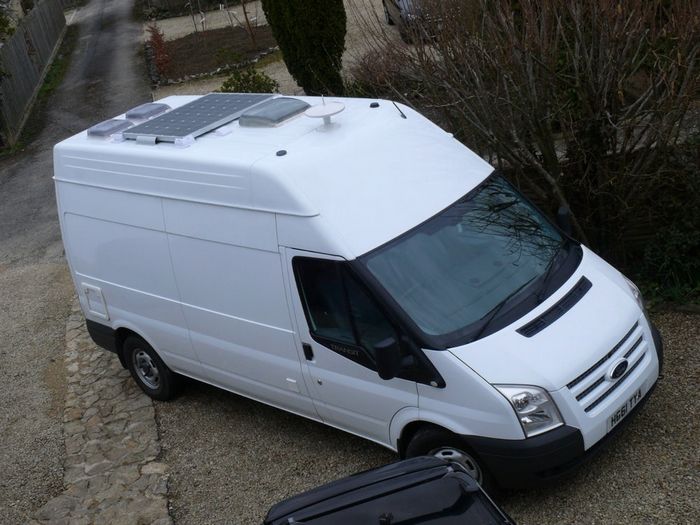 ford-transit-urban-escape-14.jpg