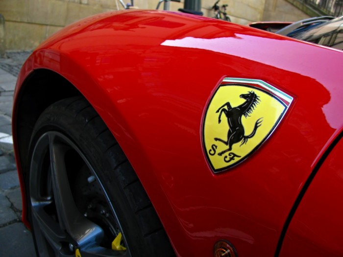 ferrari_brno_racing_car_automobiles_vehicles_motors_logo_cars-1240737.jpg!d.jpg