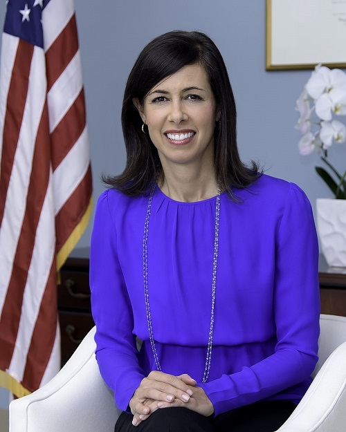 958px-Jessica_Rosenworcel_portrait_2018.jpg