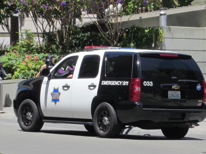 1600px-SFPD_Chevrolet_SUV_on_Powell_St.JPG