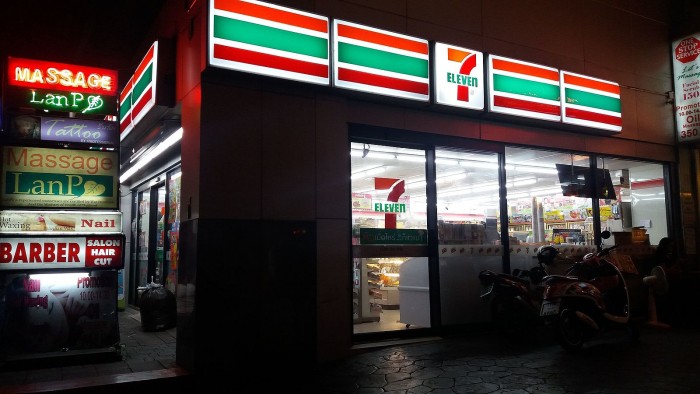 7-Eleven,_Bangkok,_Thailand.jpg