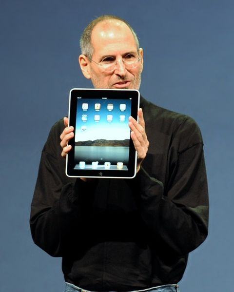 480px-Steve_Jobs_with_the_Apple_iPad_no_logo_(cropped).jpg