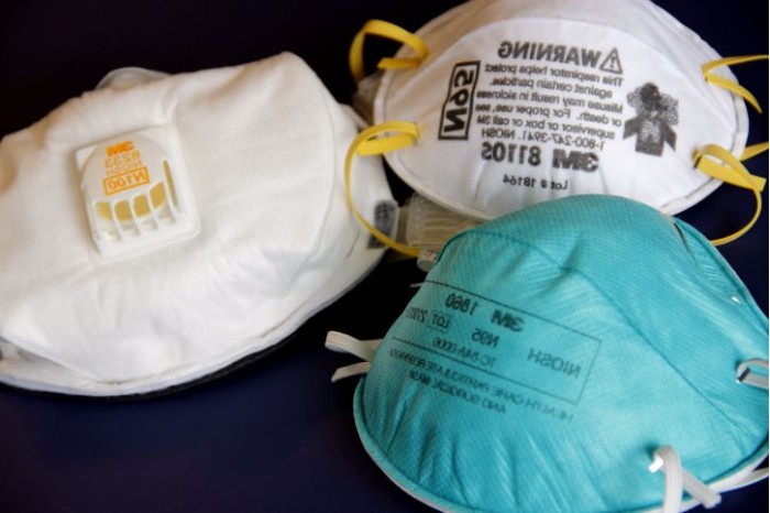 face-masks-or-respirators-725x483.jpg