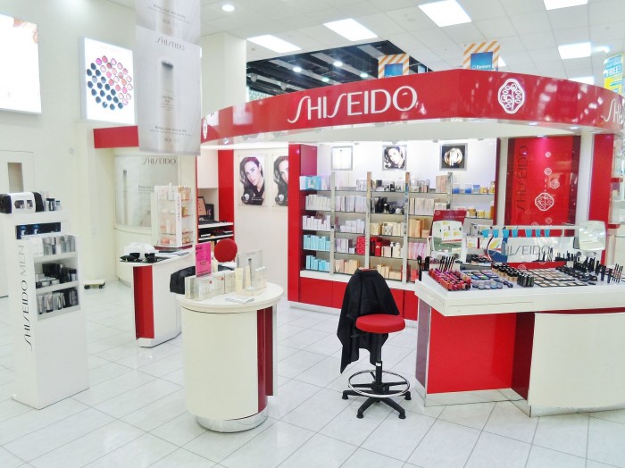 Shiseido_Farmers_Dunedin_2013.jpg