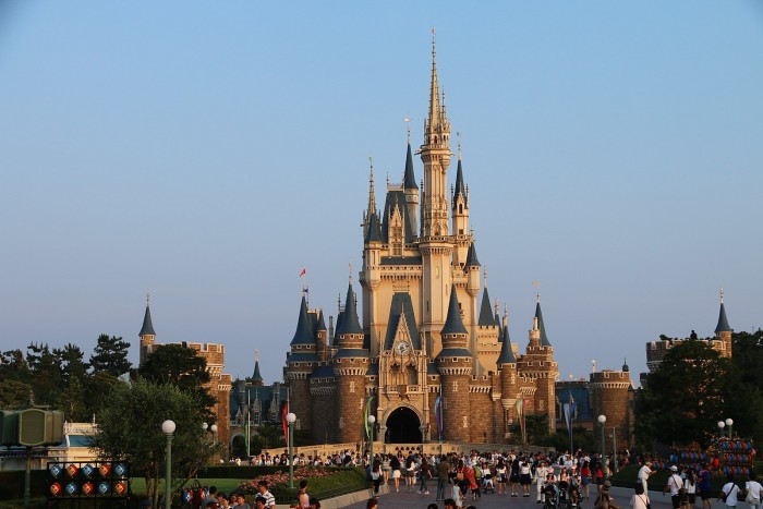1599px-A8_Tokyo_Disneyland.jpg