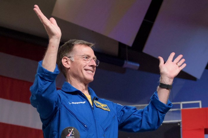 Screenshot_2020-10-08 Boeing astronaut withdraws himself from first crewed test flight of passenger spacecraft.jpg