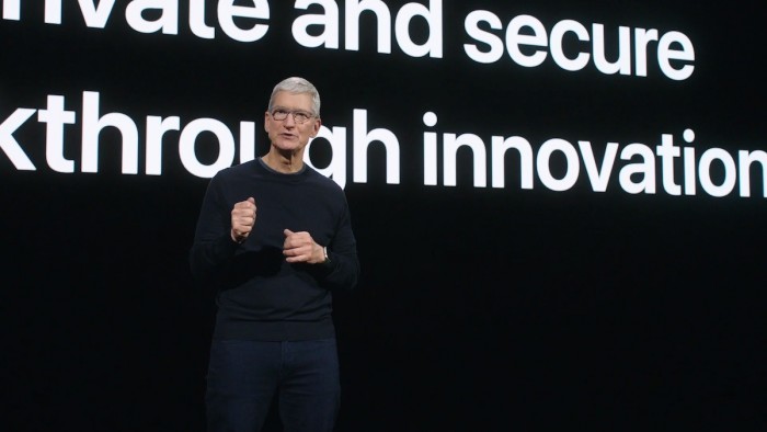38248-72568-Tim-Cook-Hi-Speed-xl.jpg