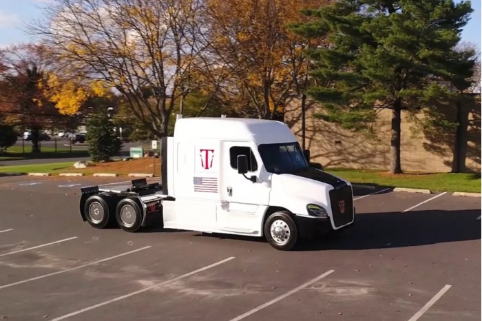 Screenshot_2020-10-28 triton-ev-semi-truck-promo-image jpg（WEBP 图像，1092x728 像素） - 缩放 (86%).jpg