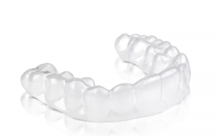 800px-SmileCareClub_Aligner.png