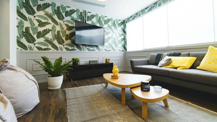living-room-2583032_1280.jpg