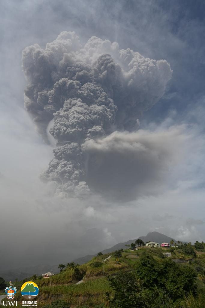 火山,马提尼克岛上的培雷火山,瓜德罗普岛上的大苏弗里耶尔火山