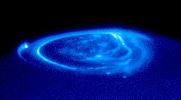 Jupiter-Electric-Blue-Aurora.jpg