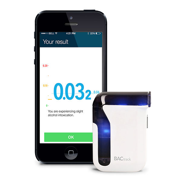598px-BACtrack_Mobile_Smartphone_Breathalyzer.jpeg