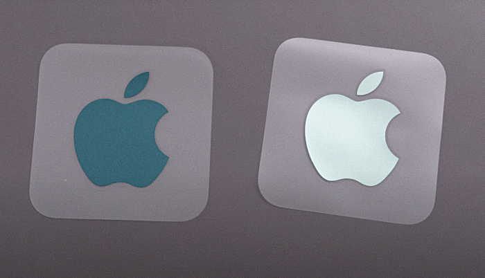 24-inch-iMac-M1-apple-stickers.png