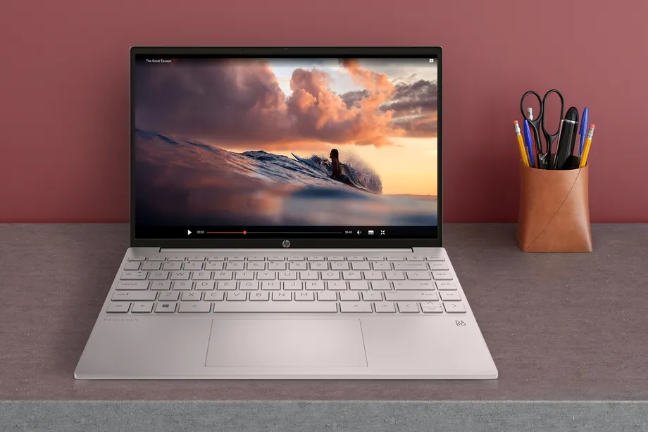 HP_Pavilion_Aero_13_Laptop_PC_NaturalSilver.0.webp