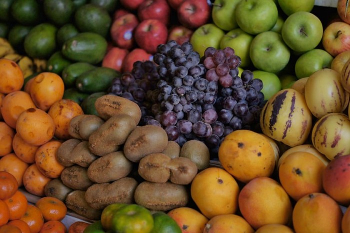 peru-ollantaytambo-fruits-market.jpg