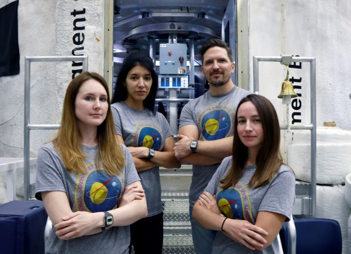 NASA-HERA-Crew-2048x1481.jpg