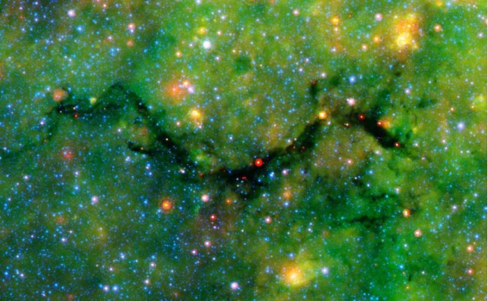 Infrared-Dark-Cloud-Snake-777x480.jpg