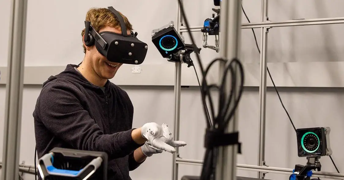 oculus-gloves.webp