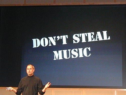 乔布斯在初代 iPod 发布会上特意强调，反对盗版｜WIRED