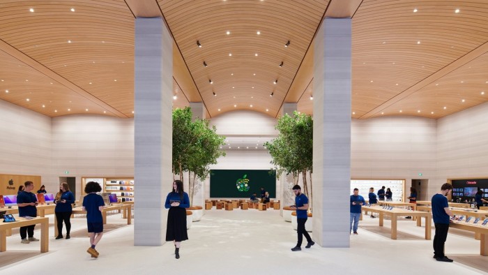 49592-97042-Apple-Brompton-Road-London-media-preview-interior-xl.jpg