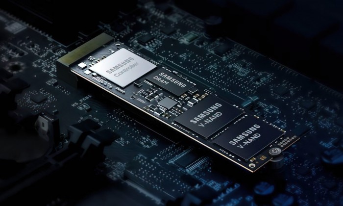 Samsung-990-Pro-PCIe-Gen-5-SSD-1-low_res-scale-4_00x-scaled.jpg