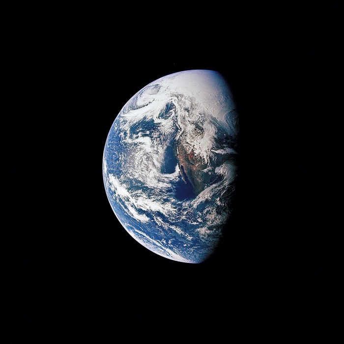 Amazing_image_of_the_Earth._Original_from_NASA._Digitally_enhanced_by_rawpixel._-_41088030550.jpg