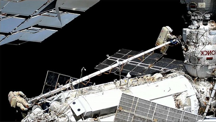 Spacewalkers-Oleg-Artemyev-and-Denis-Matveev-Extend-the-Russian-Strela-Cargo-Crane.jpg