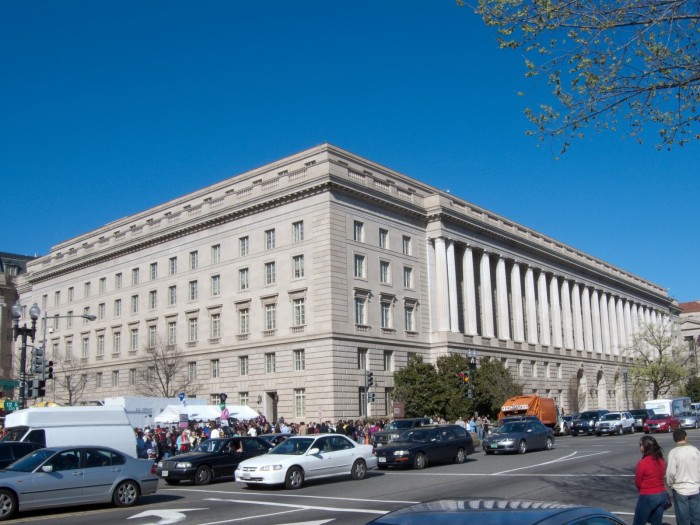 IRS_Building_Constitution_Avenue.jpg