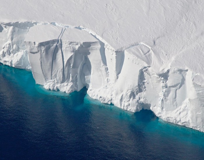 Getz-Ice-Shelf-West-Antarctica.jpg