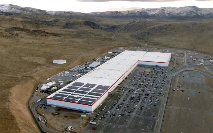 Tesla_Gigafactory_1_-_December_2019.jpg