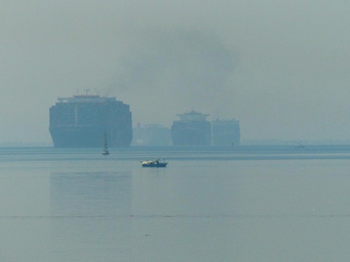 Air-Pollution-Ships.jpg