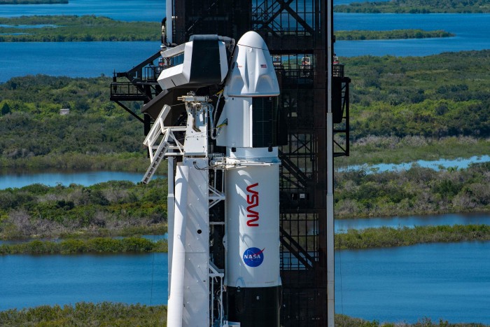 SpaceX-Falcon-9-Rocket-With-Dragon-Endurance-Spacecraft-scaled.jpg