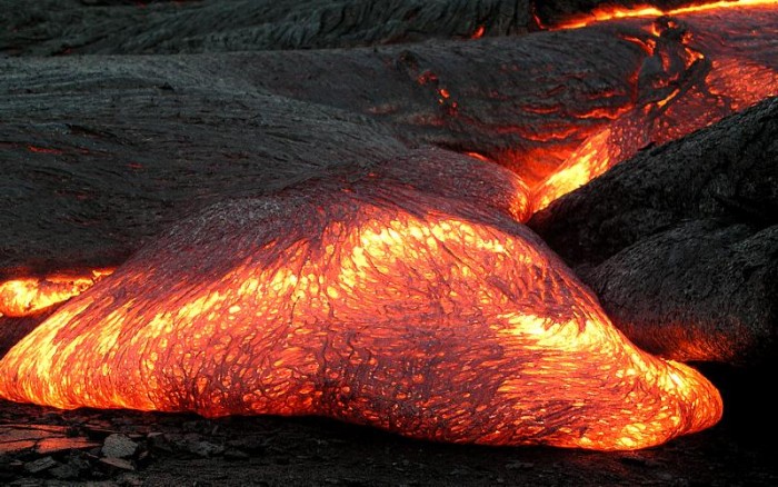 Pahoehoe_toe.jpg