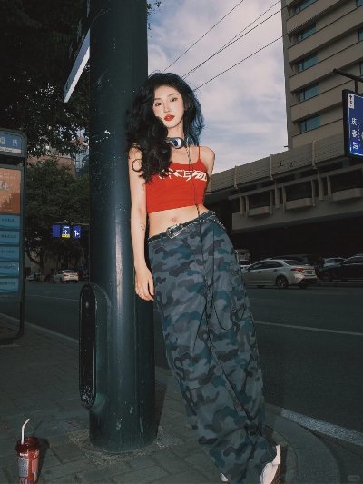 街边拍照，8个动作，动起来，更显青春活力，自信又出片 - 图片 5