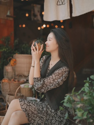 出游探店拍照，这些拍照姿势，漂亮气质又俏皮，清新治愈又文艺有故事氛围感 - 图片 2
