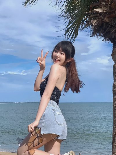 穿牛仔短裤拍照，这些姿势，漂亮气质又浪漫，慵懒青春又显身材 有活力 - 图片 3