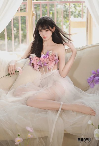 美女摄影 花团锦簇，纯欲感满满 - 图片 4