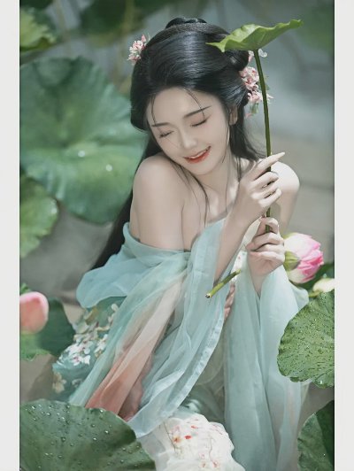 荷塘里的纯欲古风少女写真 - 图片 3