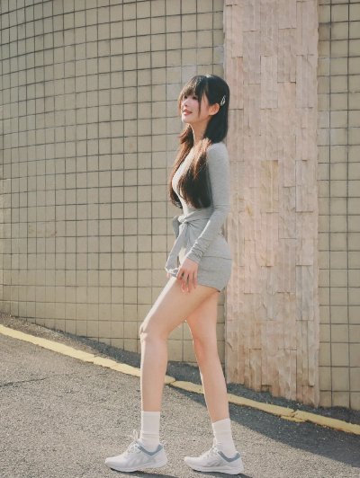 运动女生拍照，8个动作，自然活力又好看，显高显瘦显身材 - 图片 5