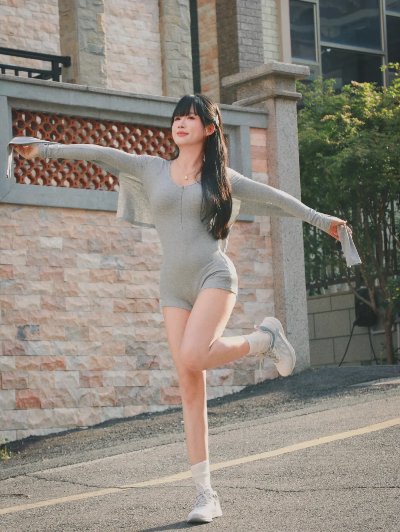 运动女生拍照，8个动作，自然活力又好看，显高显瘦显身材 - 图片 4