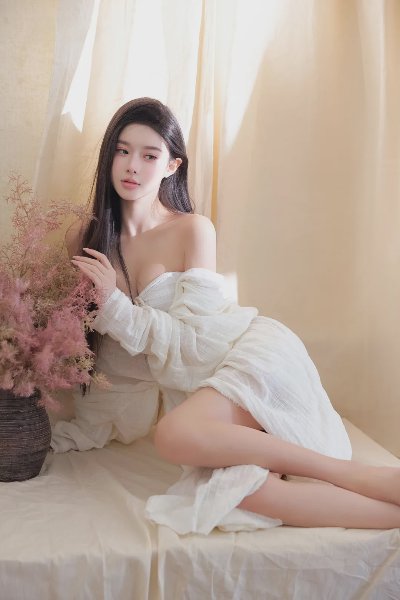 禅系千金美背玉腿香足写真 - 图片 5