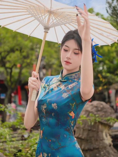 去古镇一定要拍的旗袍写真！9个动作，一颦一笑，皆是东方韵味 - 图片 5