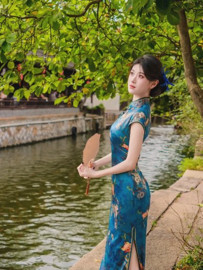 去古镇一定要拍的旗袍写真！9个动作，一颦一笑，皆是东方韵味 - 图片 1