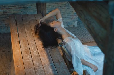 绝了！当模特闯入瓷坊的光影，摄影师拍出绝画面！ - 图片 5